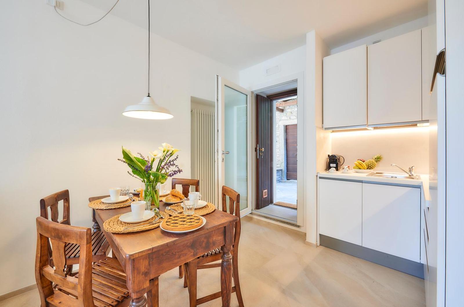 Sisters' House Apartment Varenna Bagian luar foto