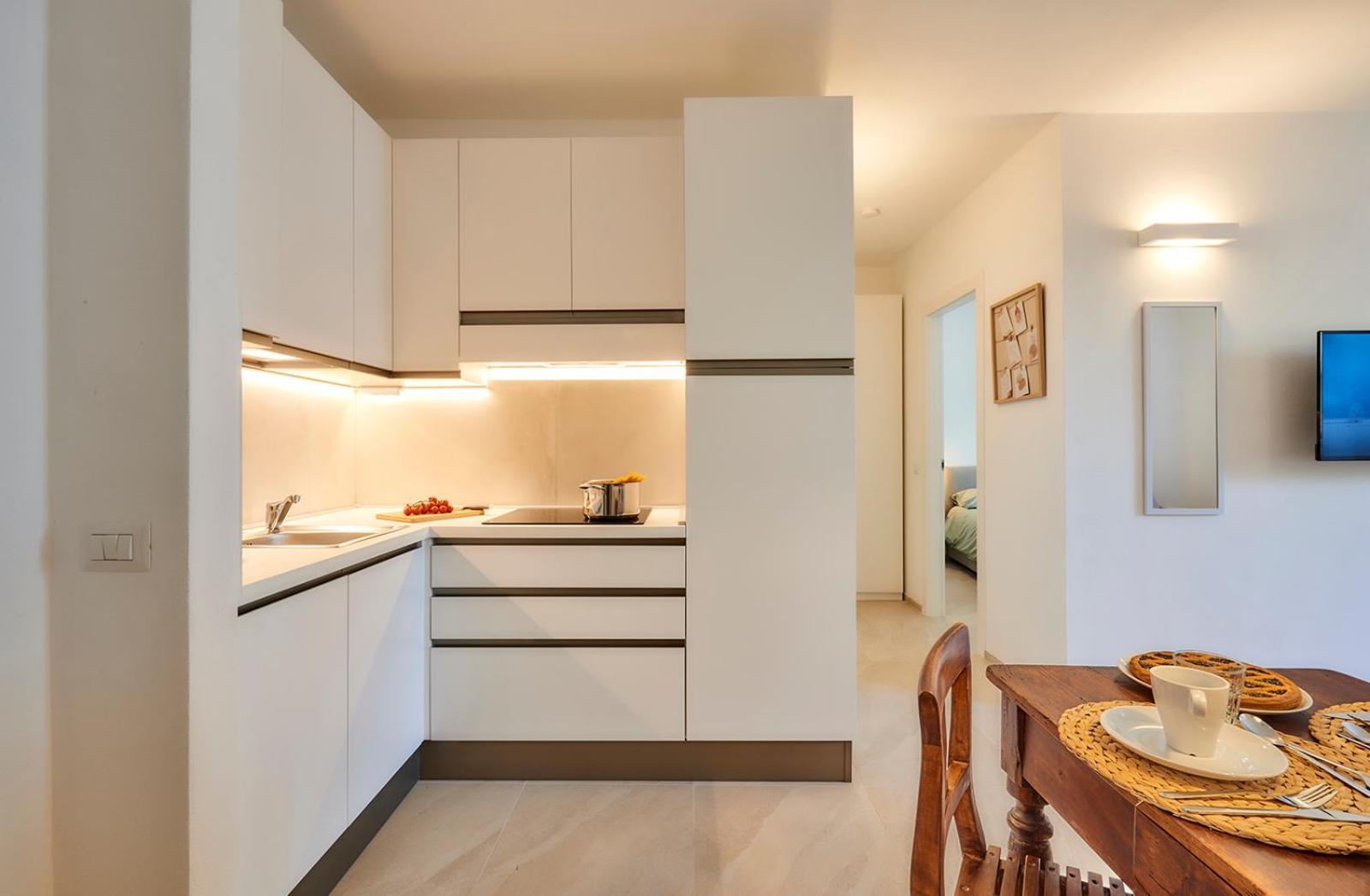 Sisters' House Apartment Varenna Bagian luar foto