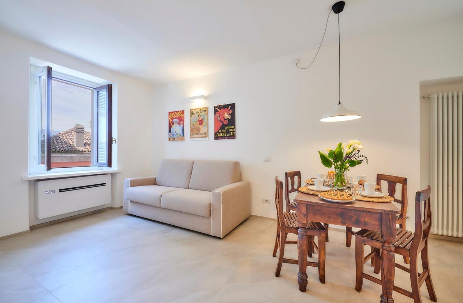 Sisters' House Apartment Varenna Bagian luar foto